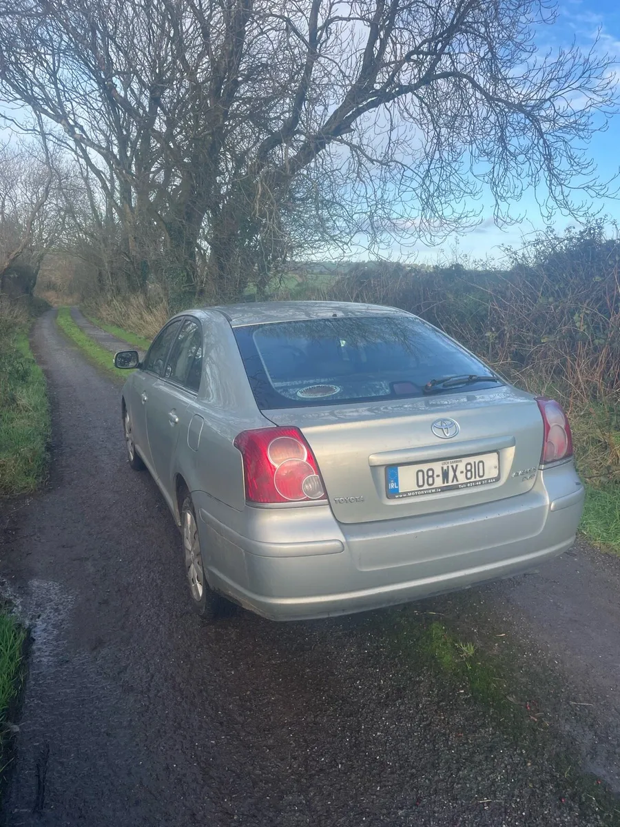Toyota Avensis - Image 2