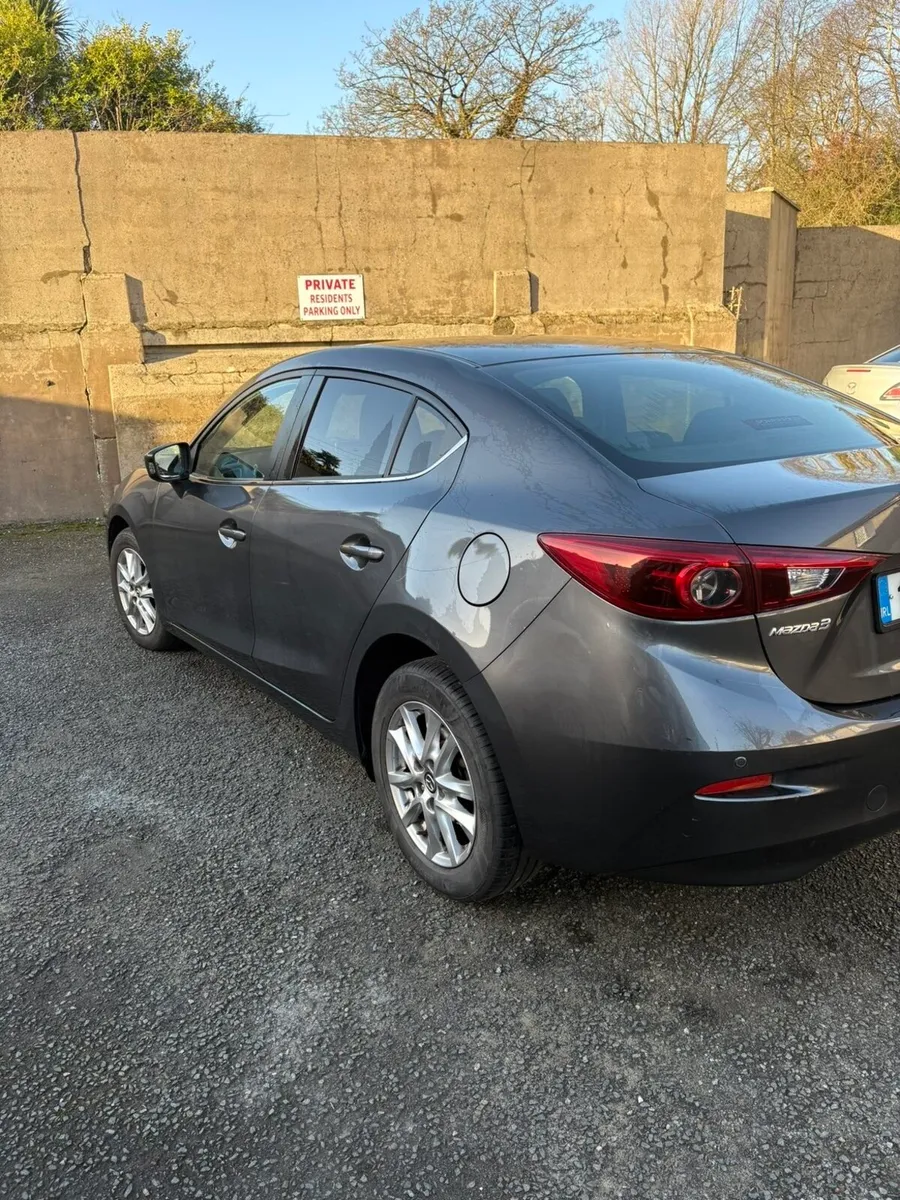 162 Grey Mazda 3 Saloon - Image 2
