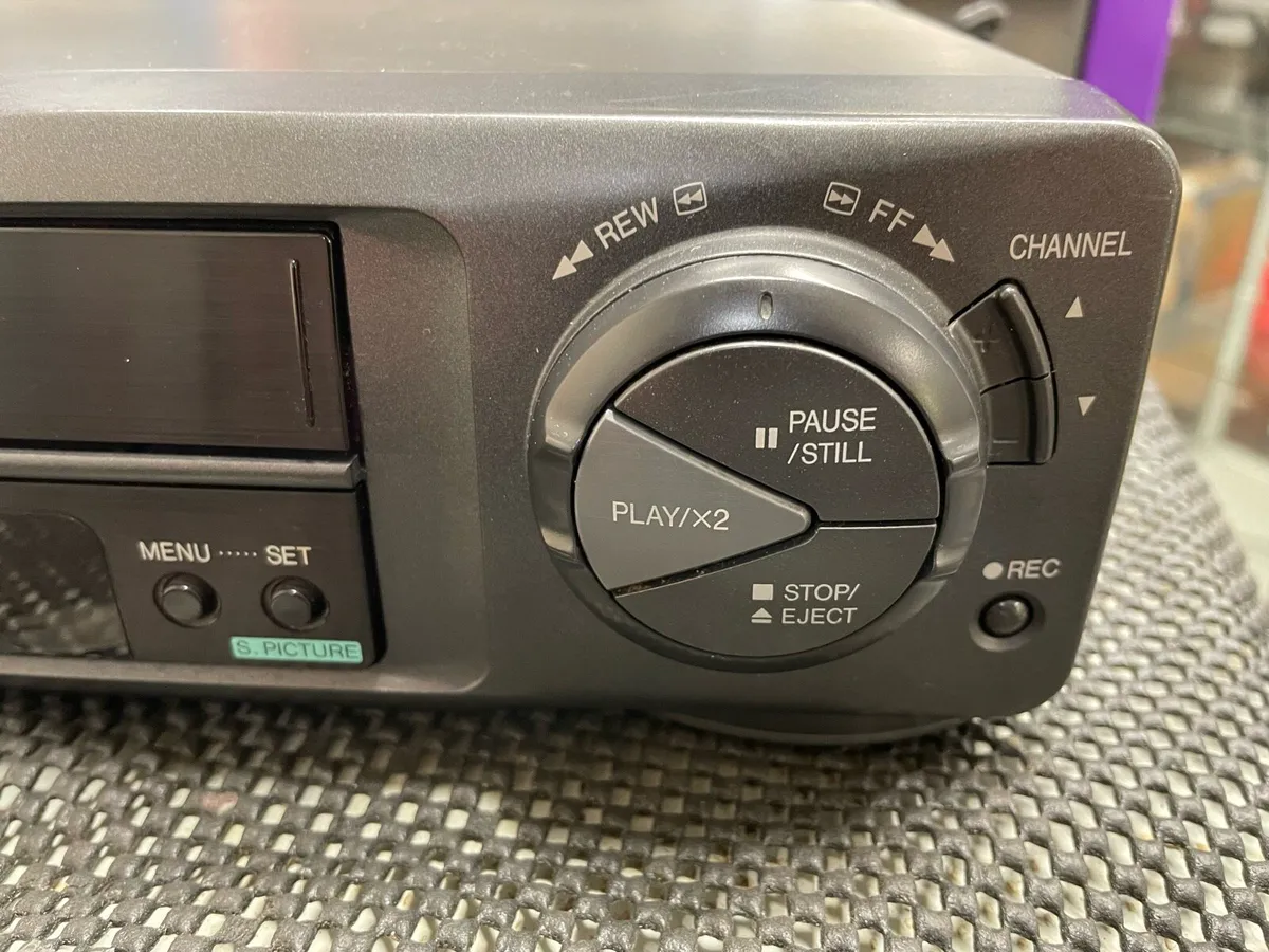 Sharp VCR - Image 2