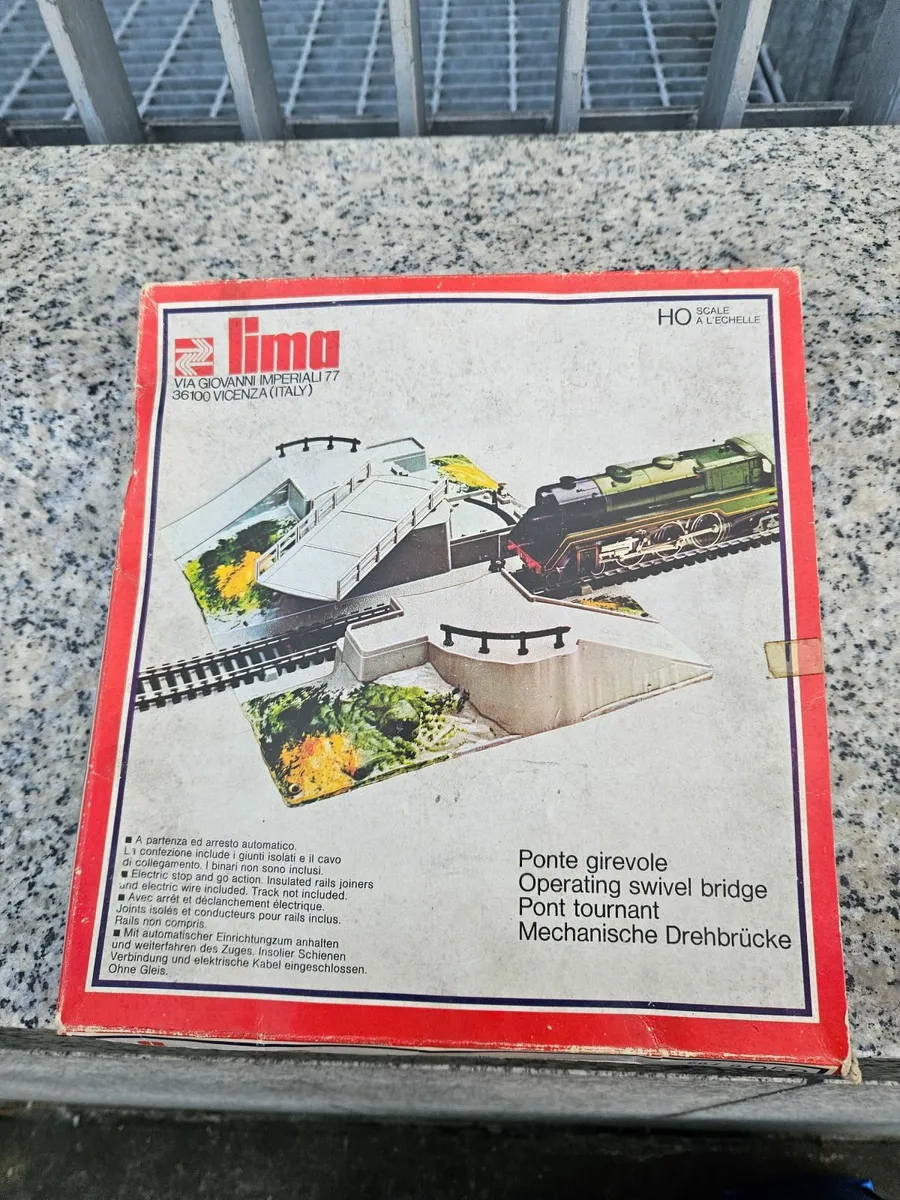 Hornby Lima OO Gauge Bridge