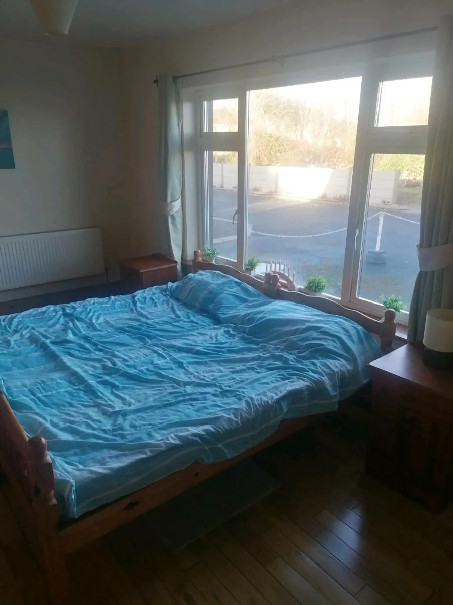 Room to share - Image 3