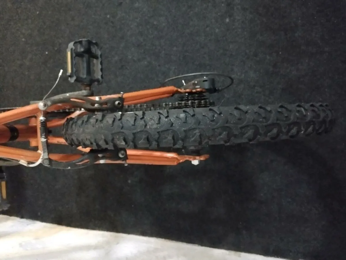 Boys 20inch bike - Image 4