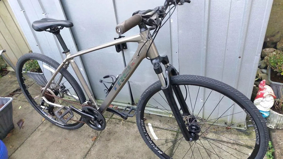 Trek Duel Sport 2  Disc Brakes - Image 1