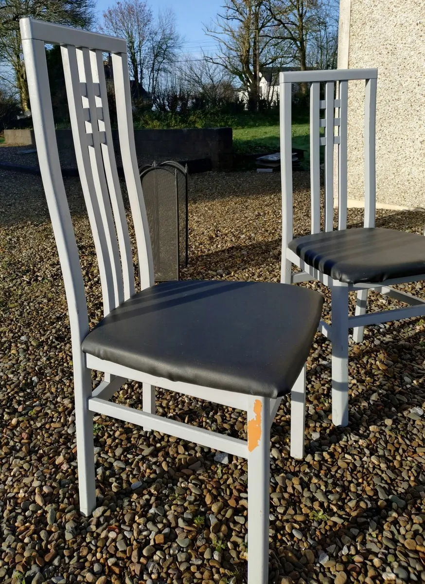 PAINTED SET OF FURNITURE (USED). - Image 4