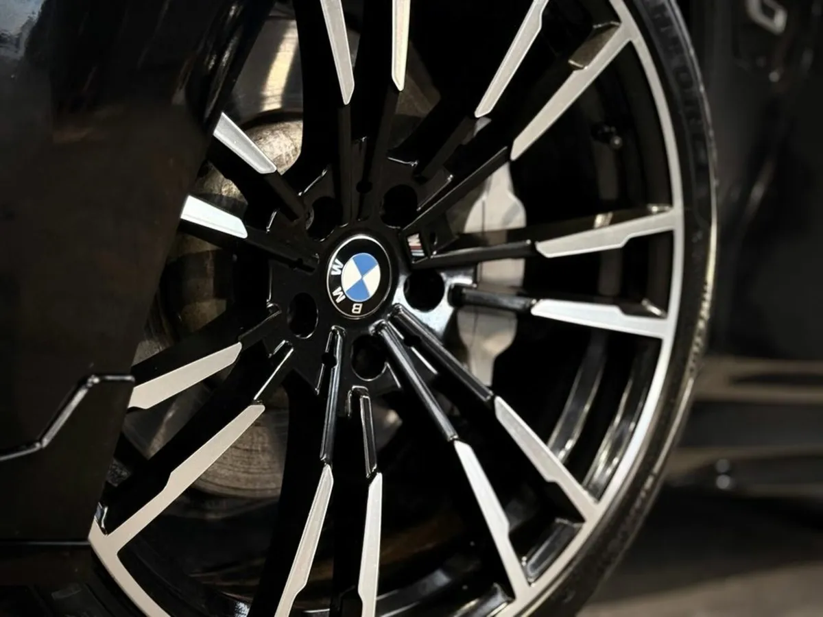 BMW 3-Series 330E M-SPORT *M-PERFORMANCE PACK* 12 - Image 3