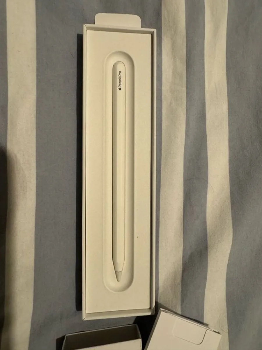 apple pen pro - Image 1