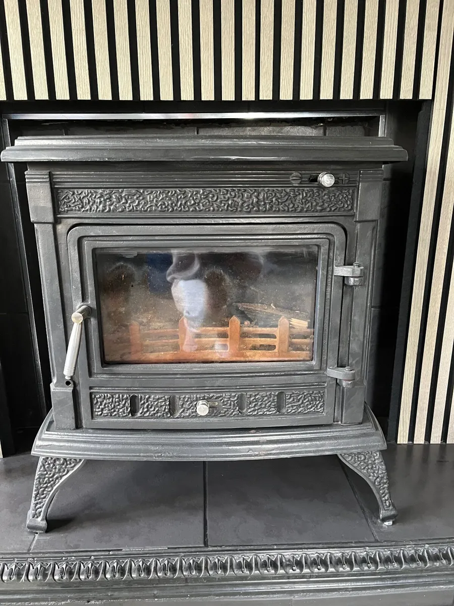 Stove - Image 1