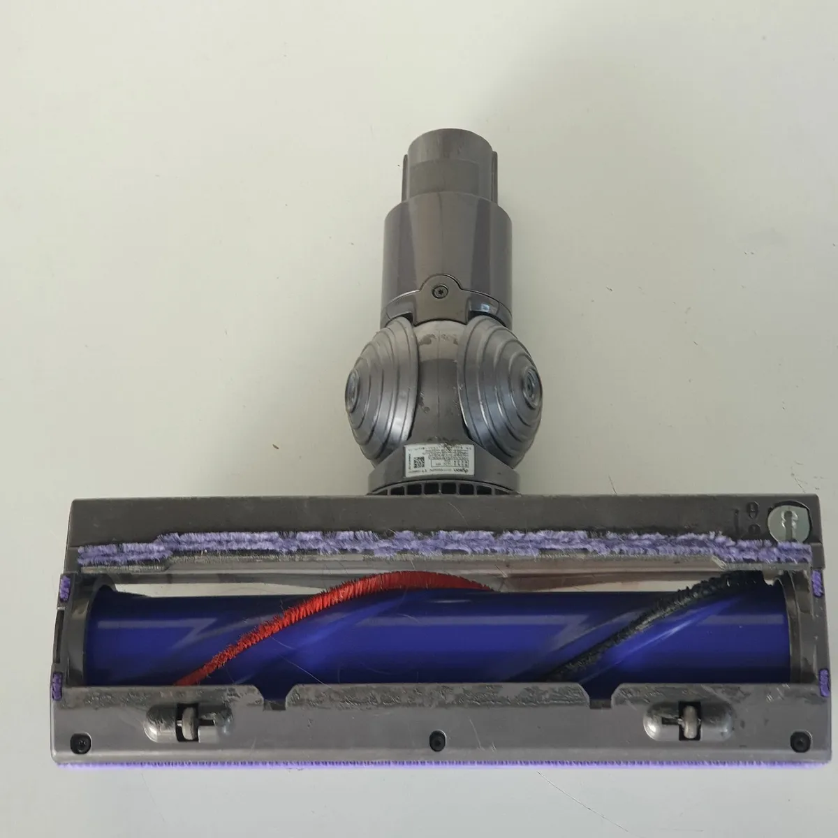 Dyson V6 DC59 brush head working - Image 4