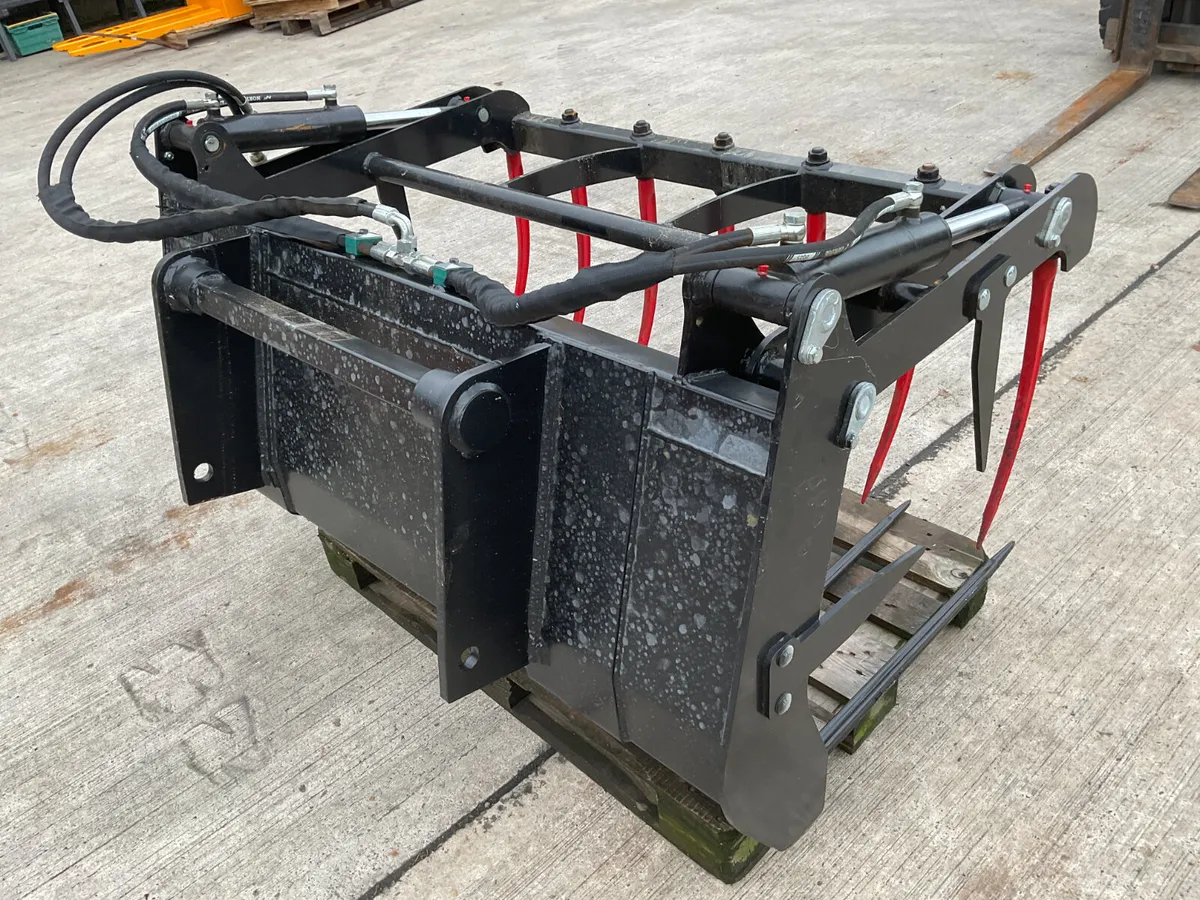 Manitou Muck Grab - Image 4