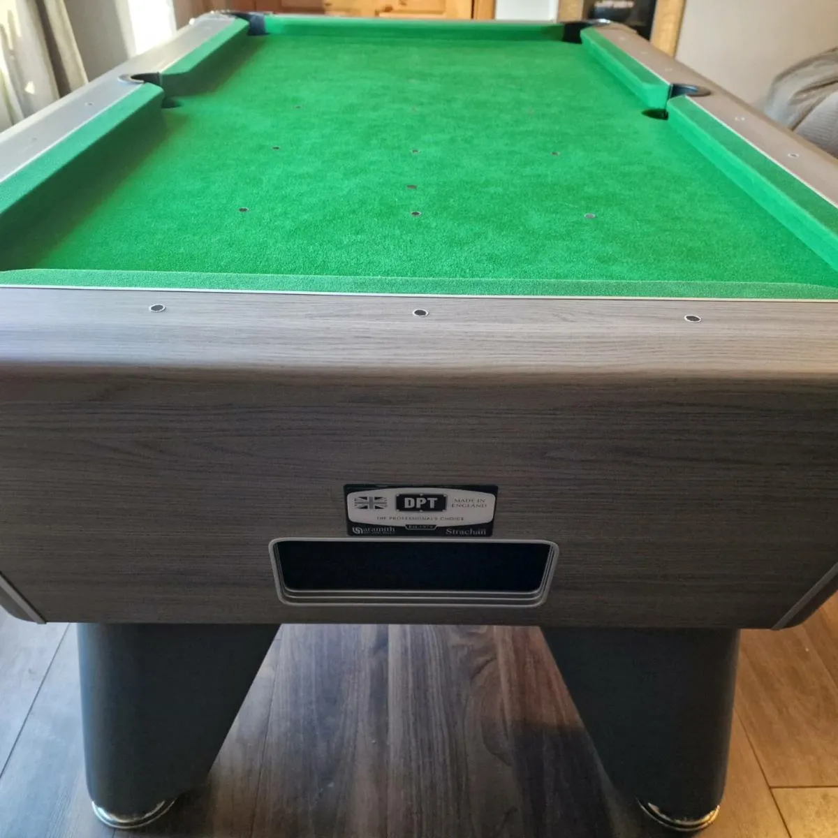 DPT Pool table 6x3 excellent condition - Image 3