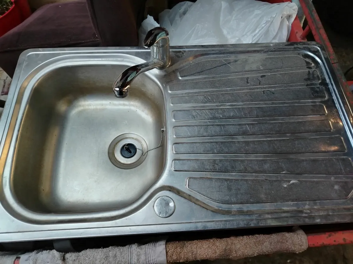 Stainless steel sink
