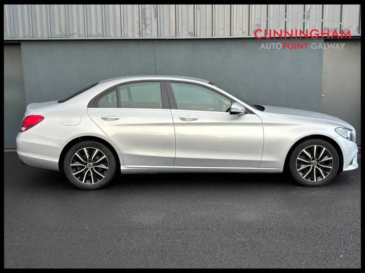 Mercedes-Benz C-Class C220d Avantgarde SE Auto - Image 3