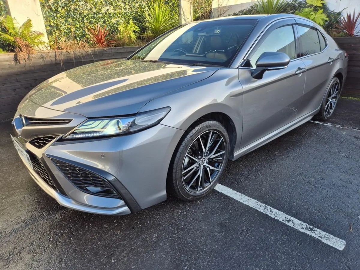 Toyota Camry 2.5 HYBRID / WORLD SPORT EDITION G-PA - Image 3