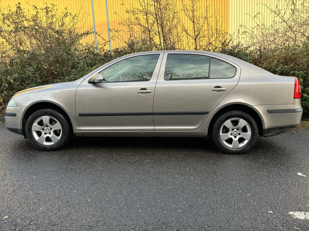 2006 Skoda Octavia Full Service History - Image 2