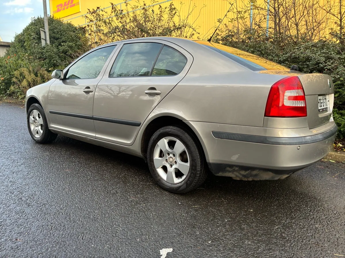2006 Skoda Octavia Full Service History - Image 3