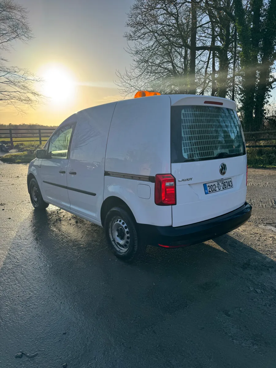 Volkswagen Caddy 2020 - Image 3