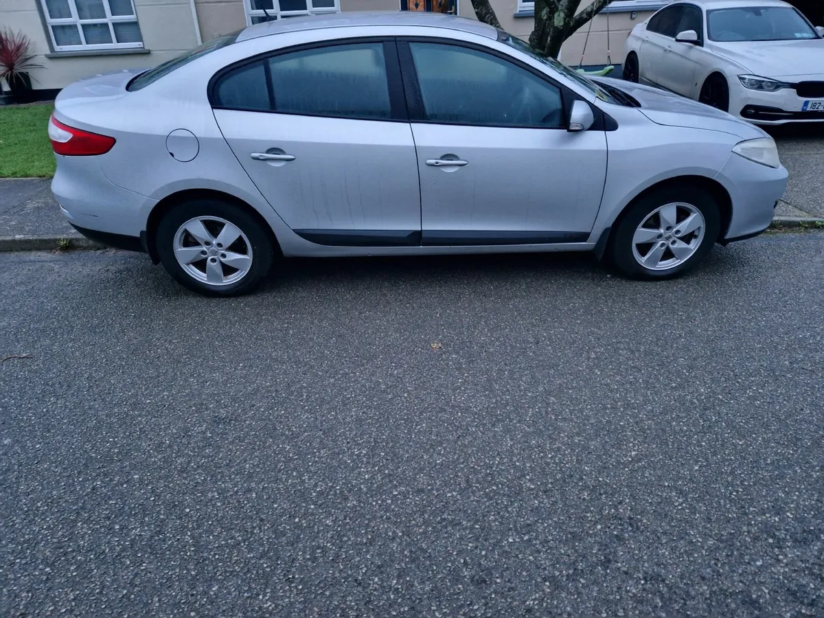 Renault Fluence 2012 - Image 3