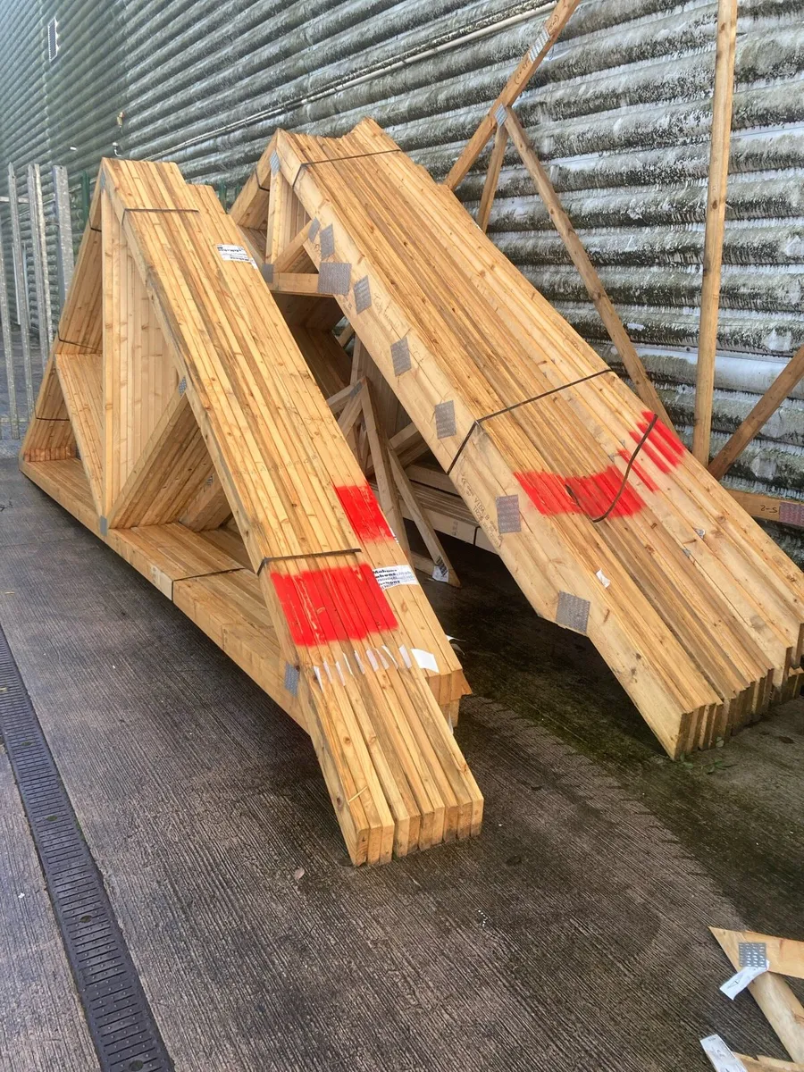 Roof trusses - Image 2