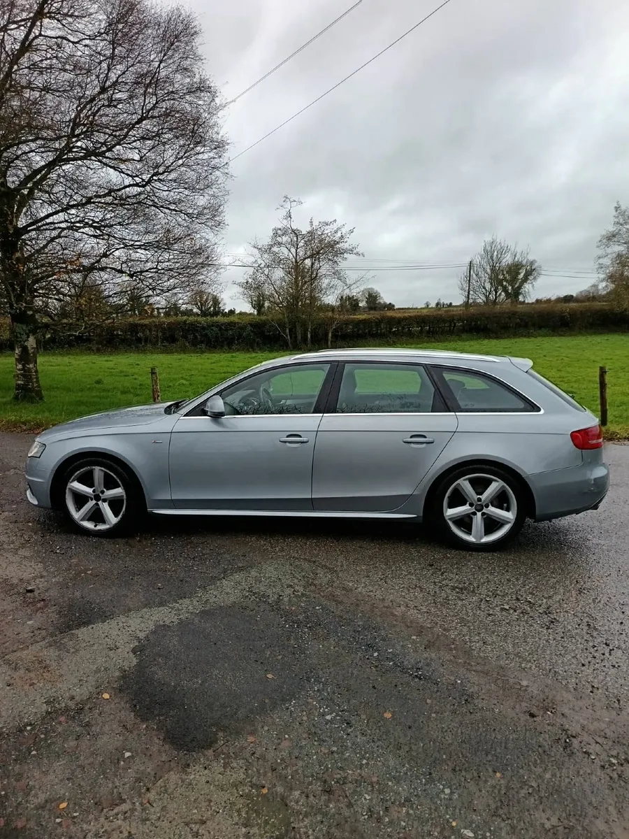 BMW 3-Series 2009 - Image 3