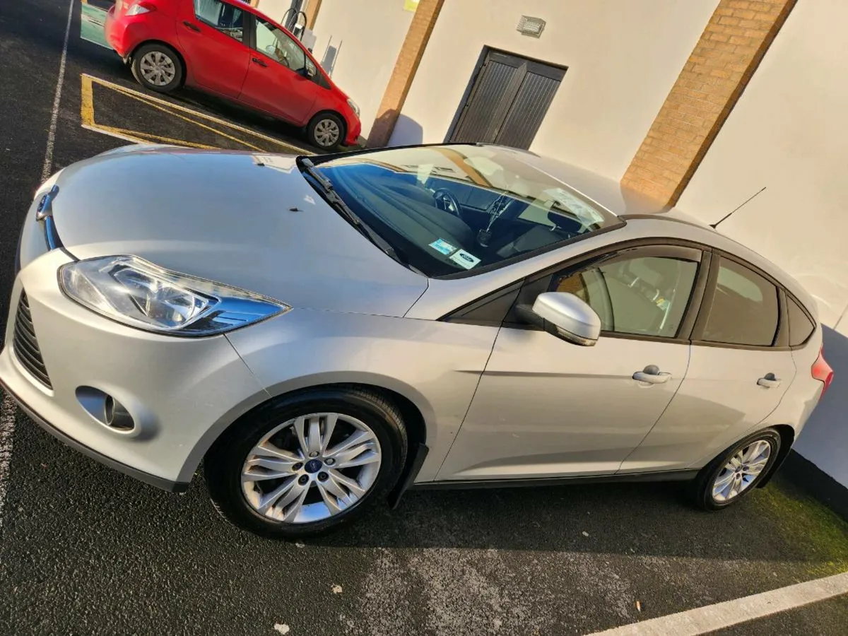 Ford Focus - Image 4