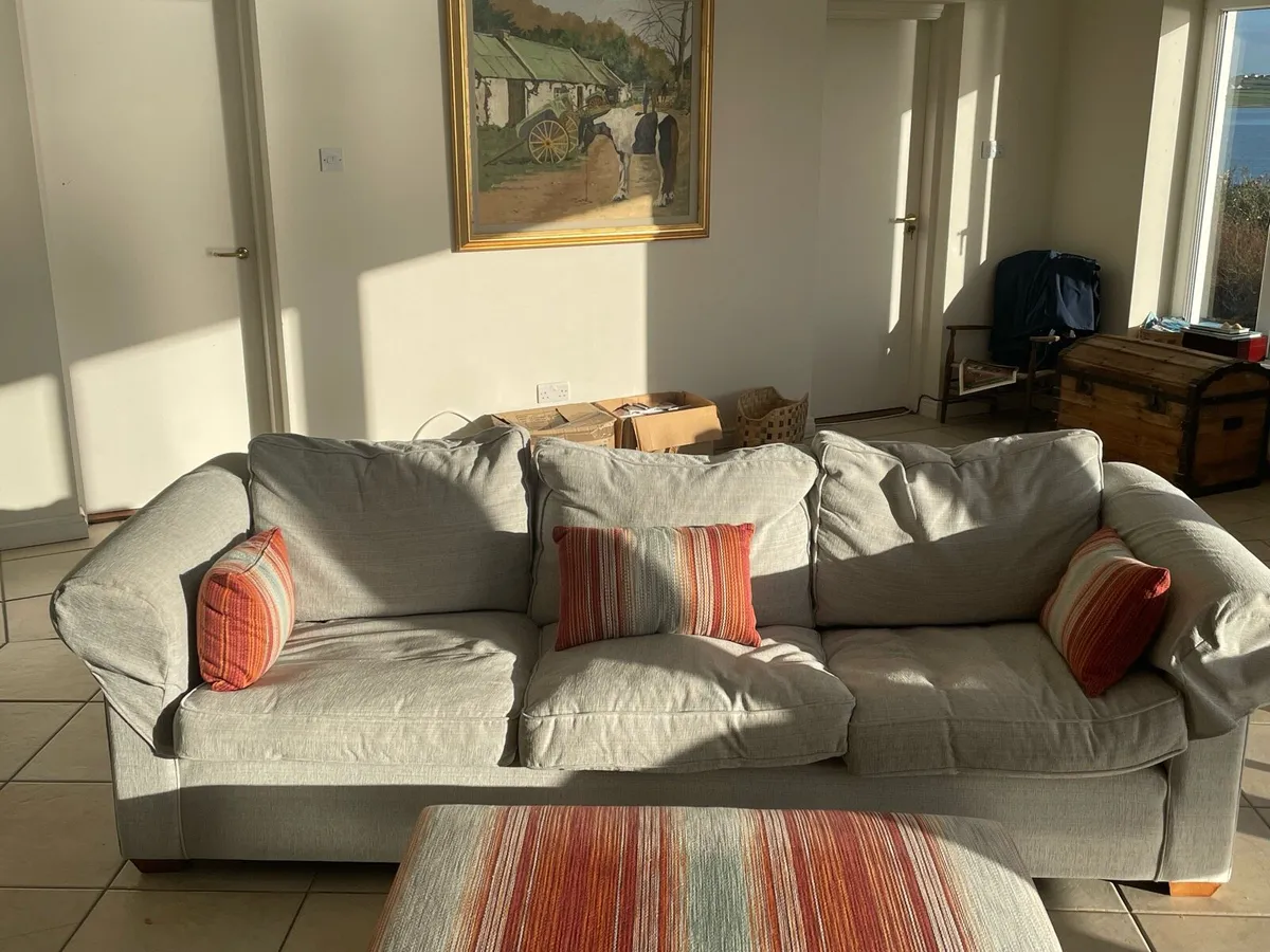 2 couches and ottoman - Image 4