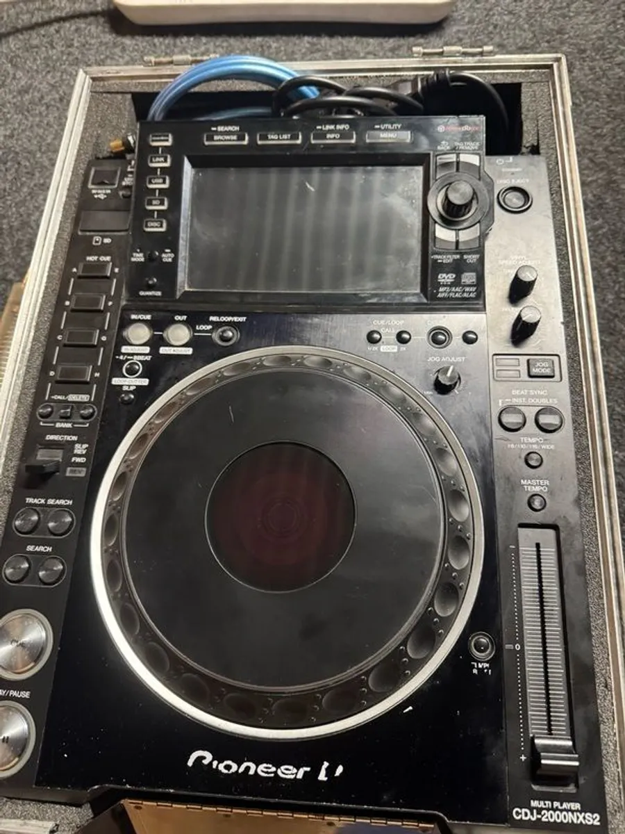 Pioneer 2 X Cdj 2000 Nxs2 1 X Djm 900nxs2 - Image 3
