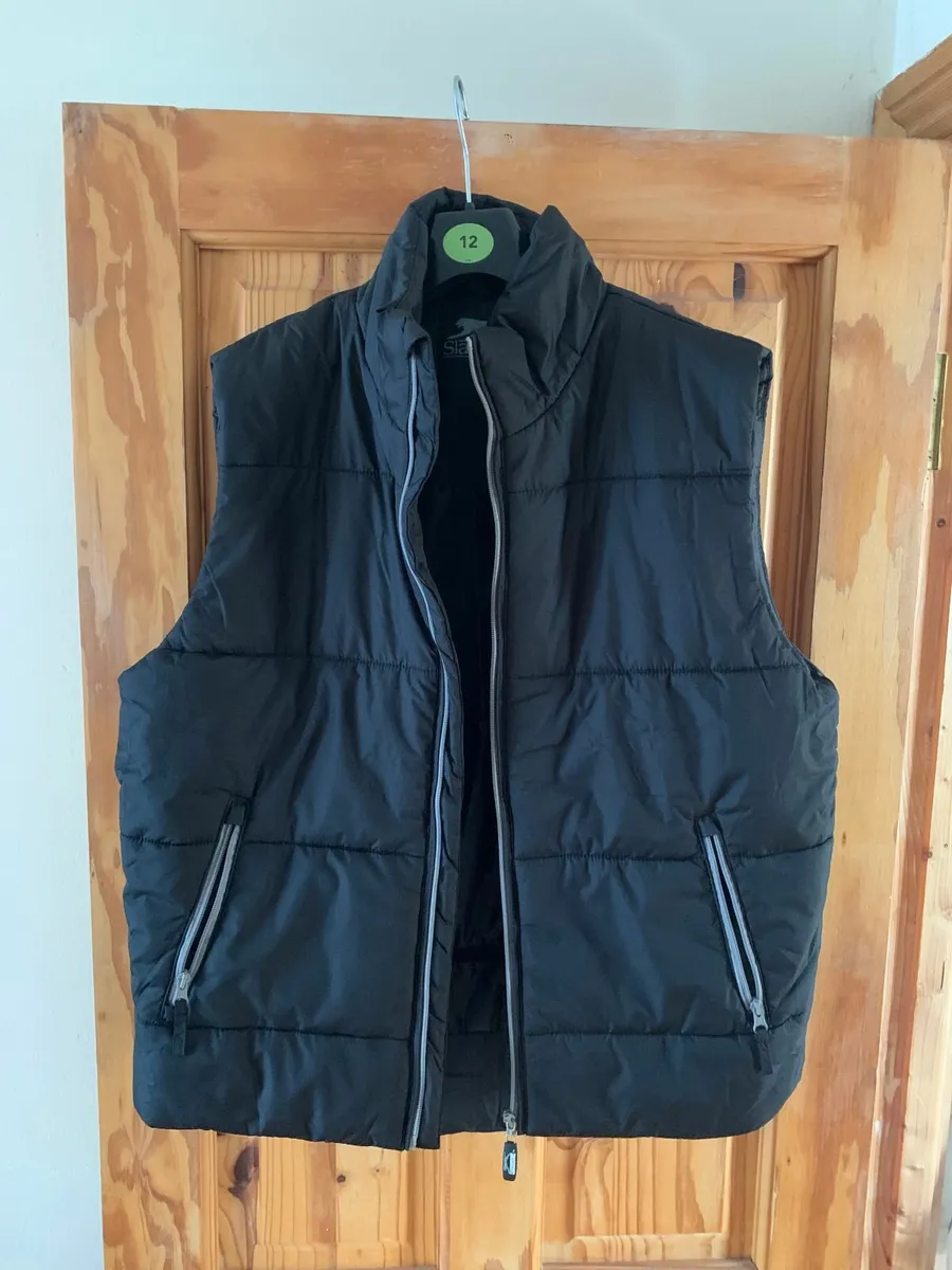 Slazenger Black Bodywarmer - Image 1