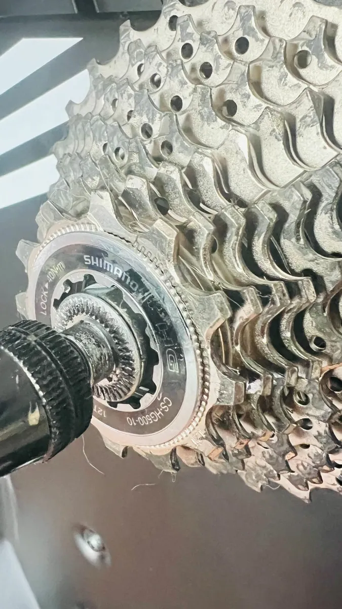 Elite Suito-T Bike Indoor Trainer - Image 2