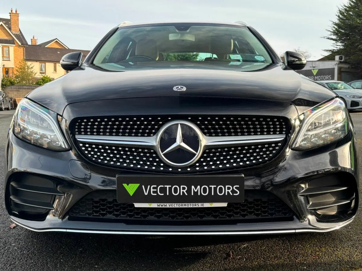 Mercedes-Benz C-Class MANUAL PETROL 180 AMG LINE E - Image 3