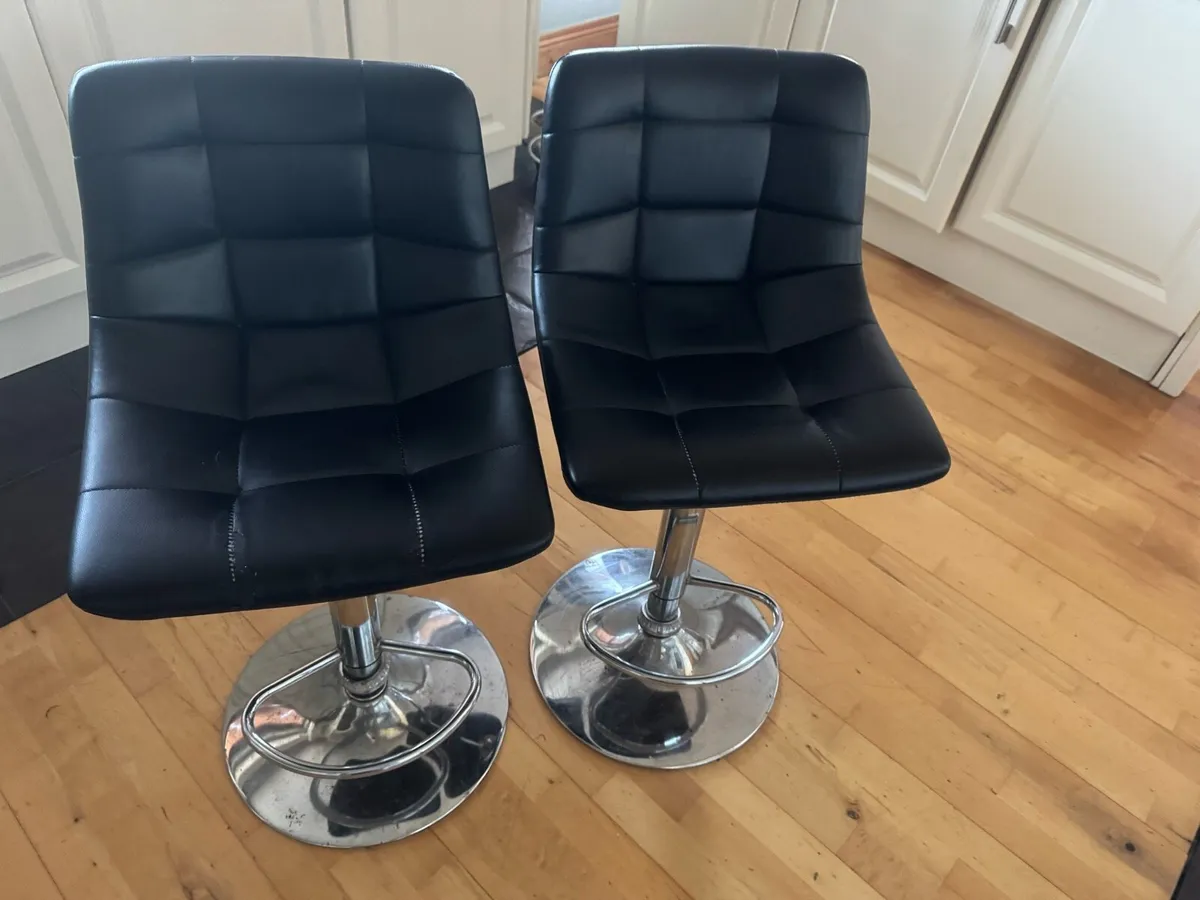 Bar stools - Image 2