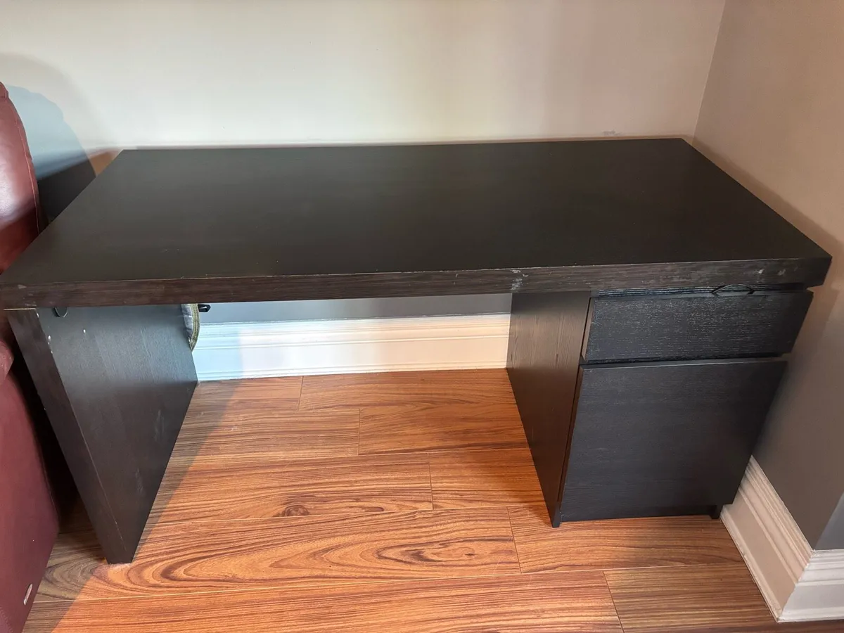 Desk - Image 1