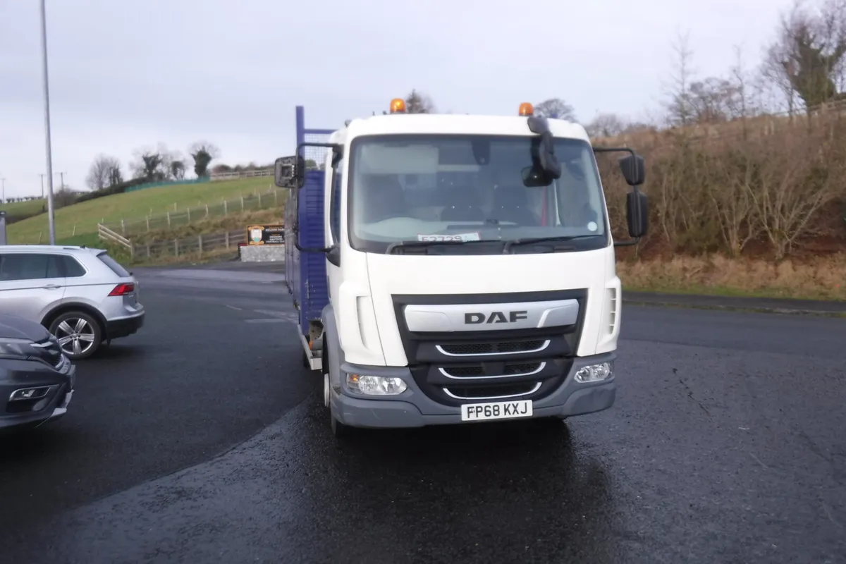 Dec 2018 Daf LF 180 18ft aluminium dropside . - Image 2