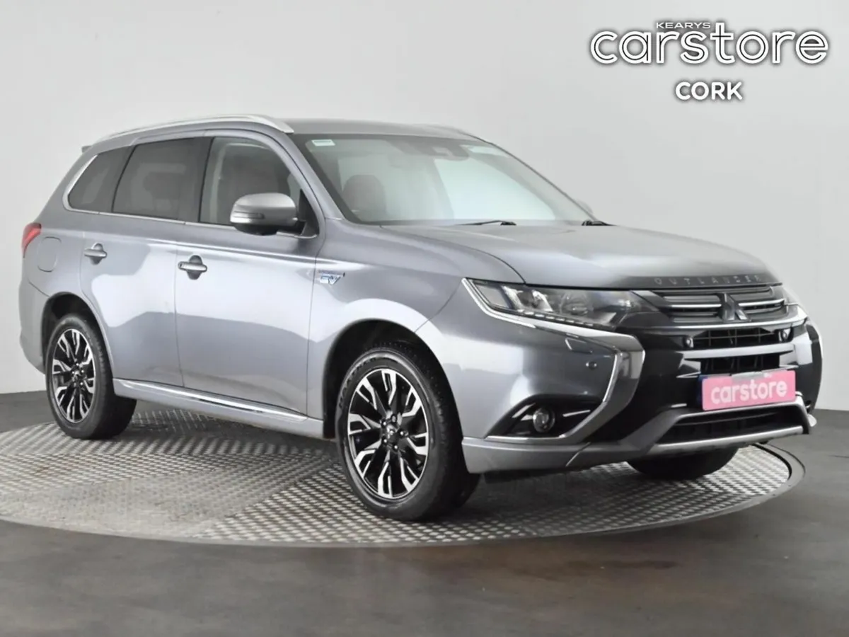 Mitsubishi Outlander PHEV 2.0L MIVEC 4WD 5-Seater - Image 1