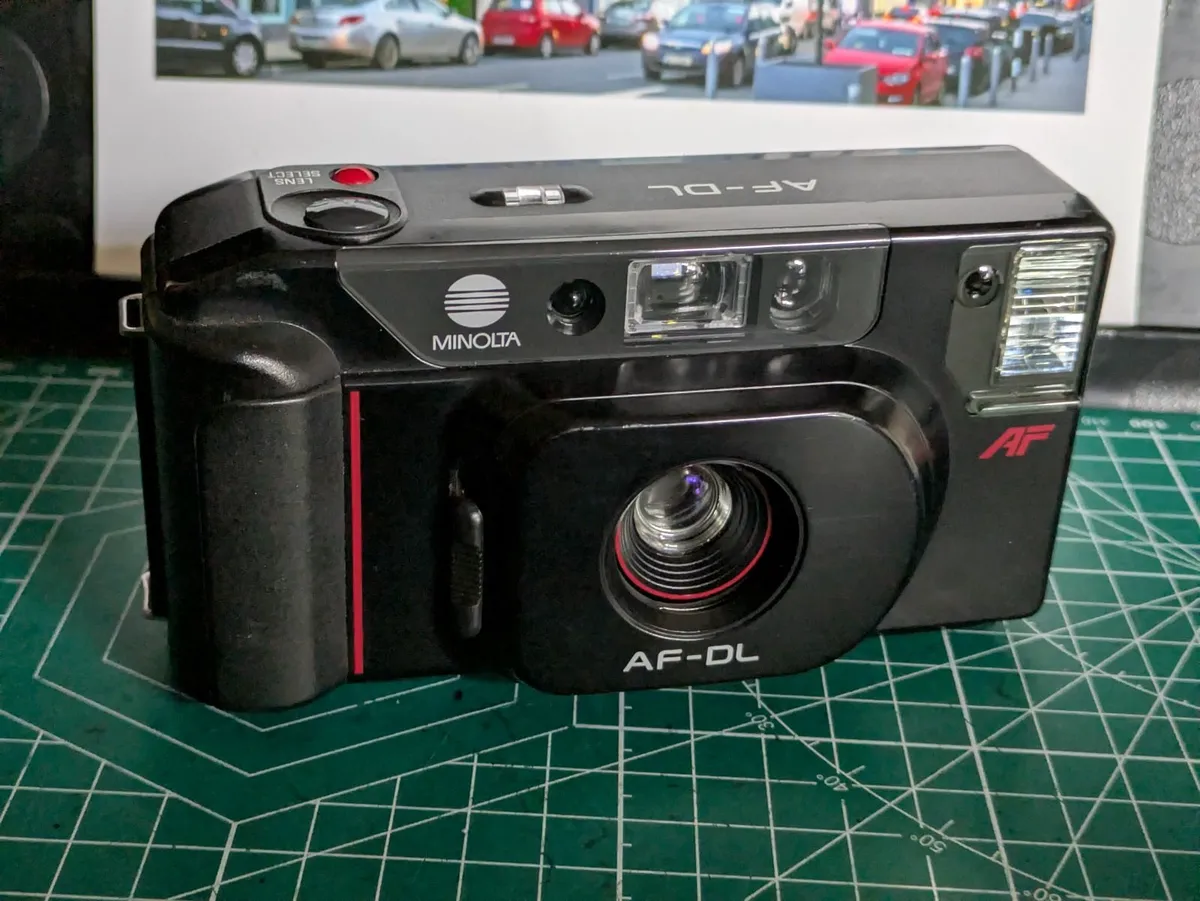 🎞️ Minolta point & shoot film camera - Image 1