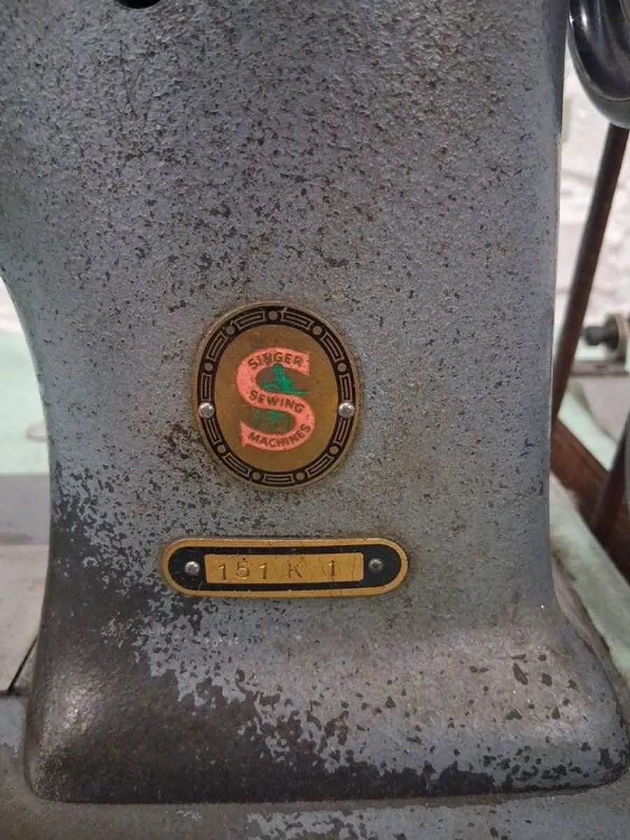 Singer 151K1 Flatbed Walking Foot Industrial Sewing Machine (Single Phase) - Image 2