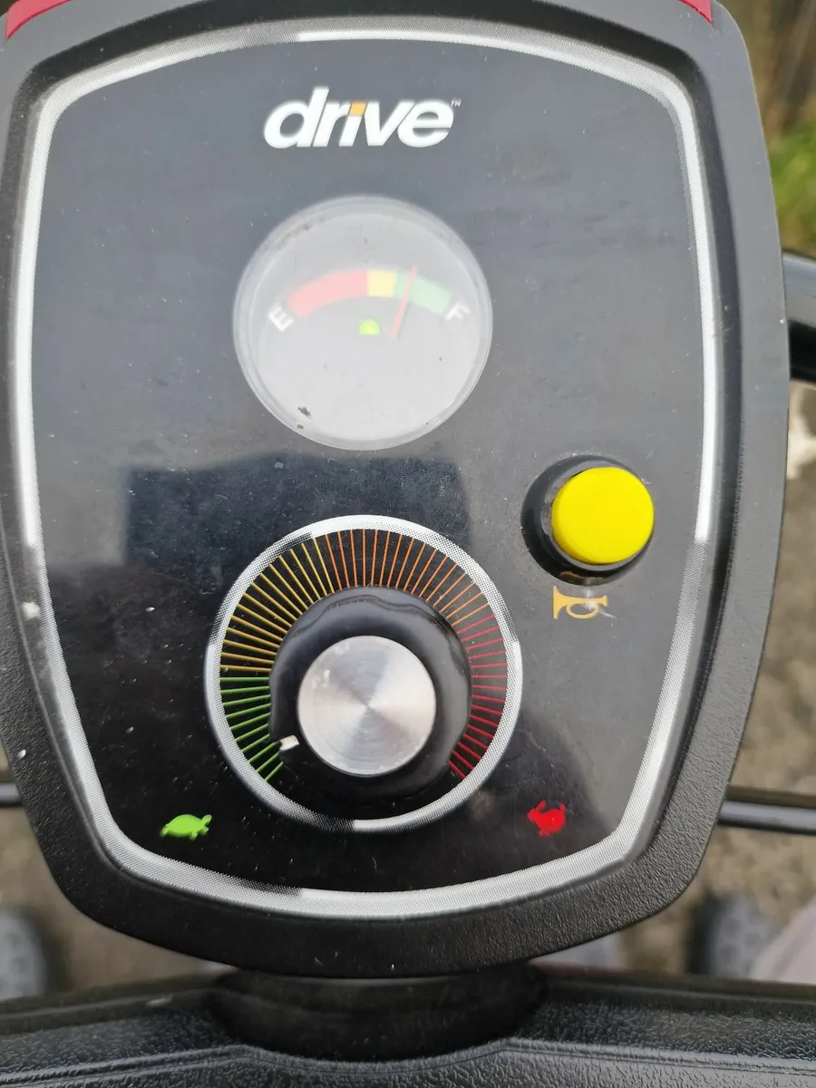 Mobility scooter - Image 1