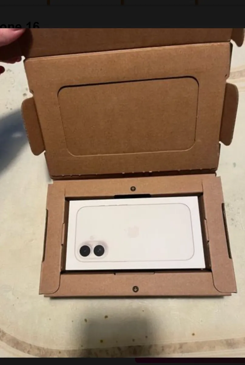 iPhone 16, Brand new in box, 128gb, White. - Image 2