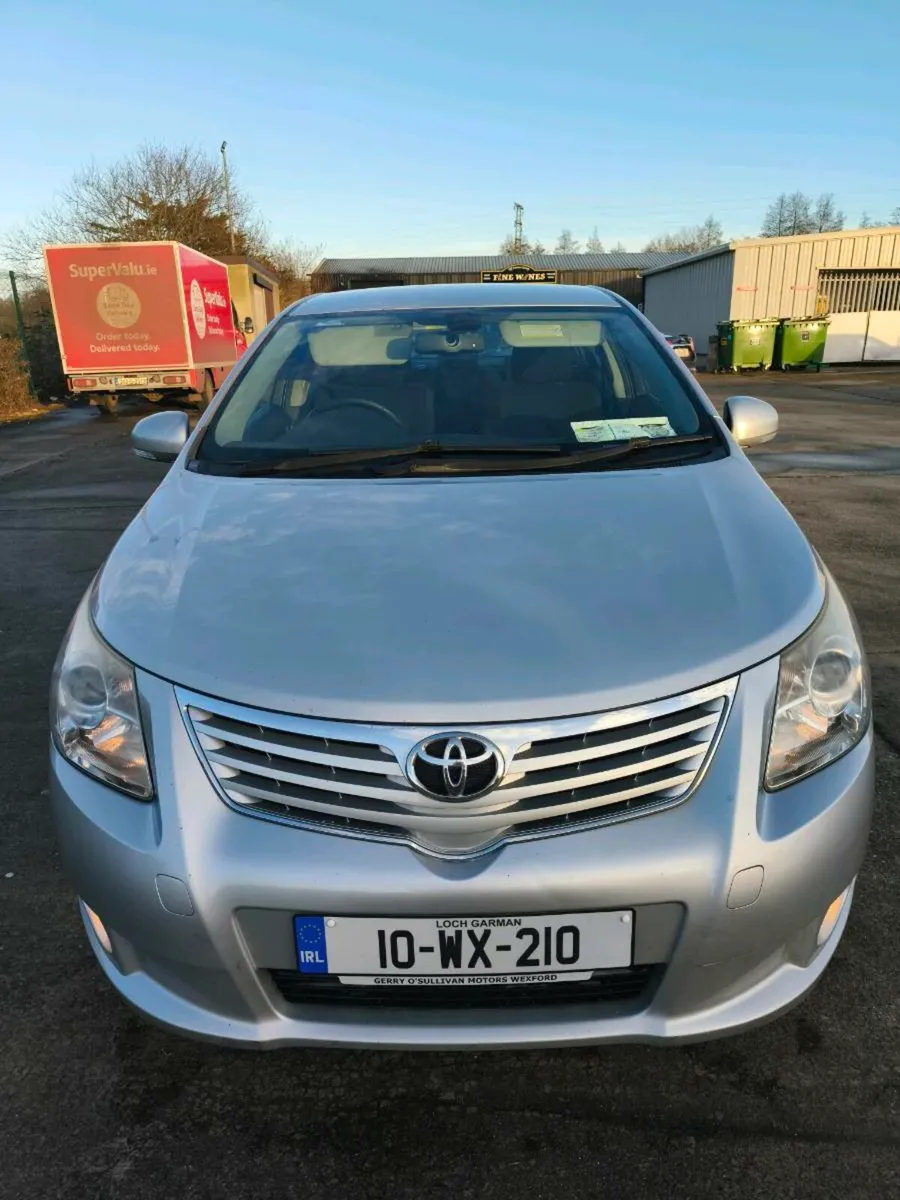 10 Toyota avensis - Image 1