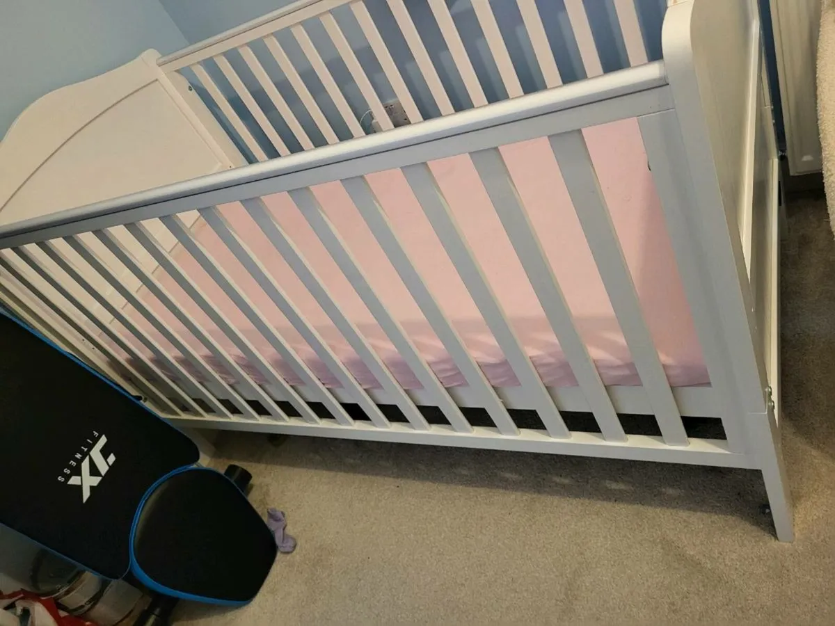Cot & mattress - Image 2