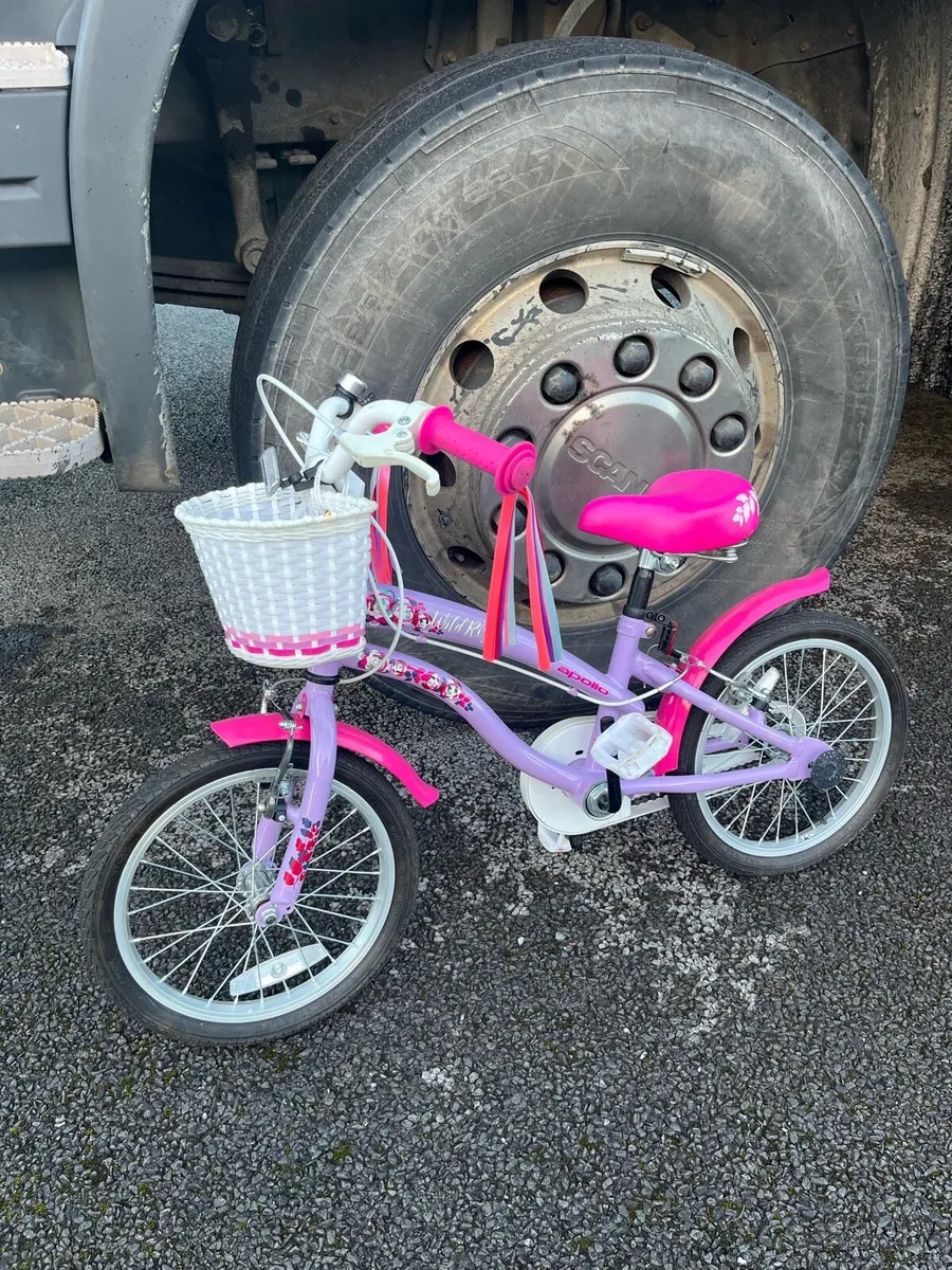 Boys batman bike - Image 3