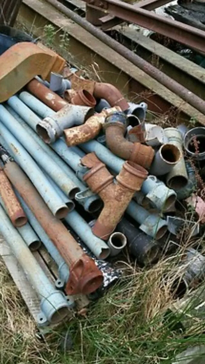 Cast iron gutter/ downpipes