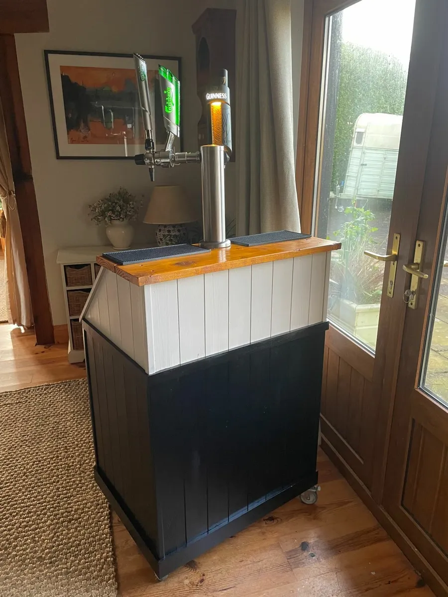 Home Bar - Image 1