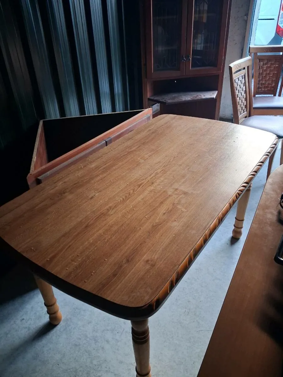 Table and Chairs - Image 1