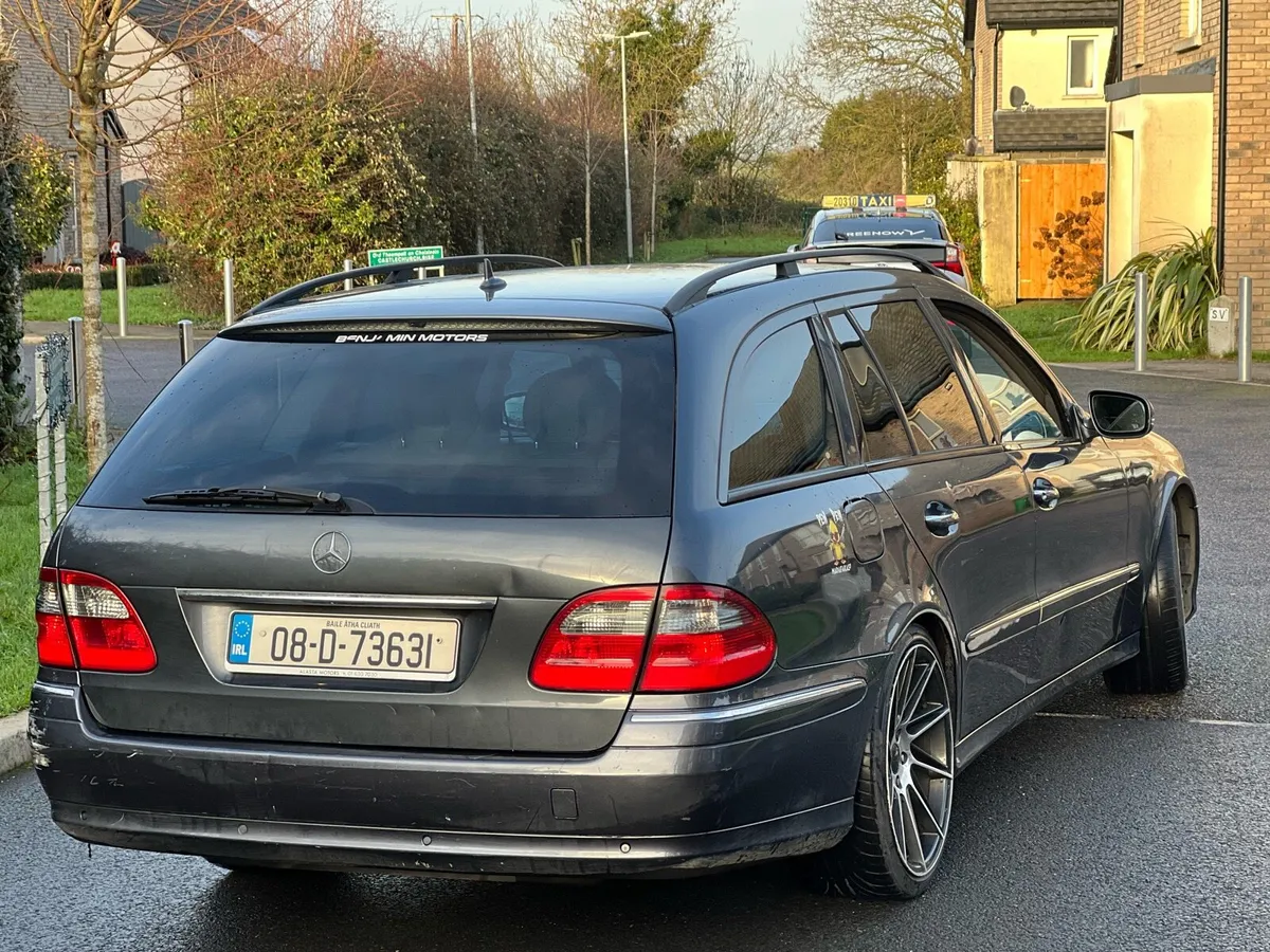 Mercedes E220 CDi tax 03/26 nct 08/25 automatic - Image 3