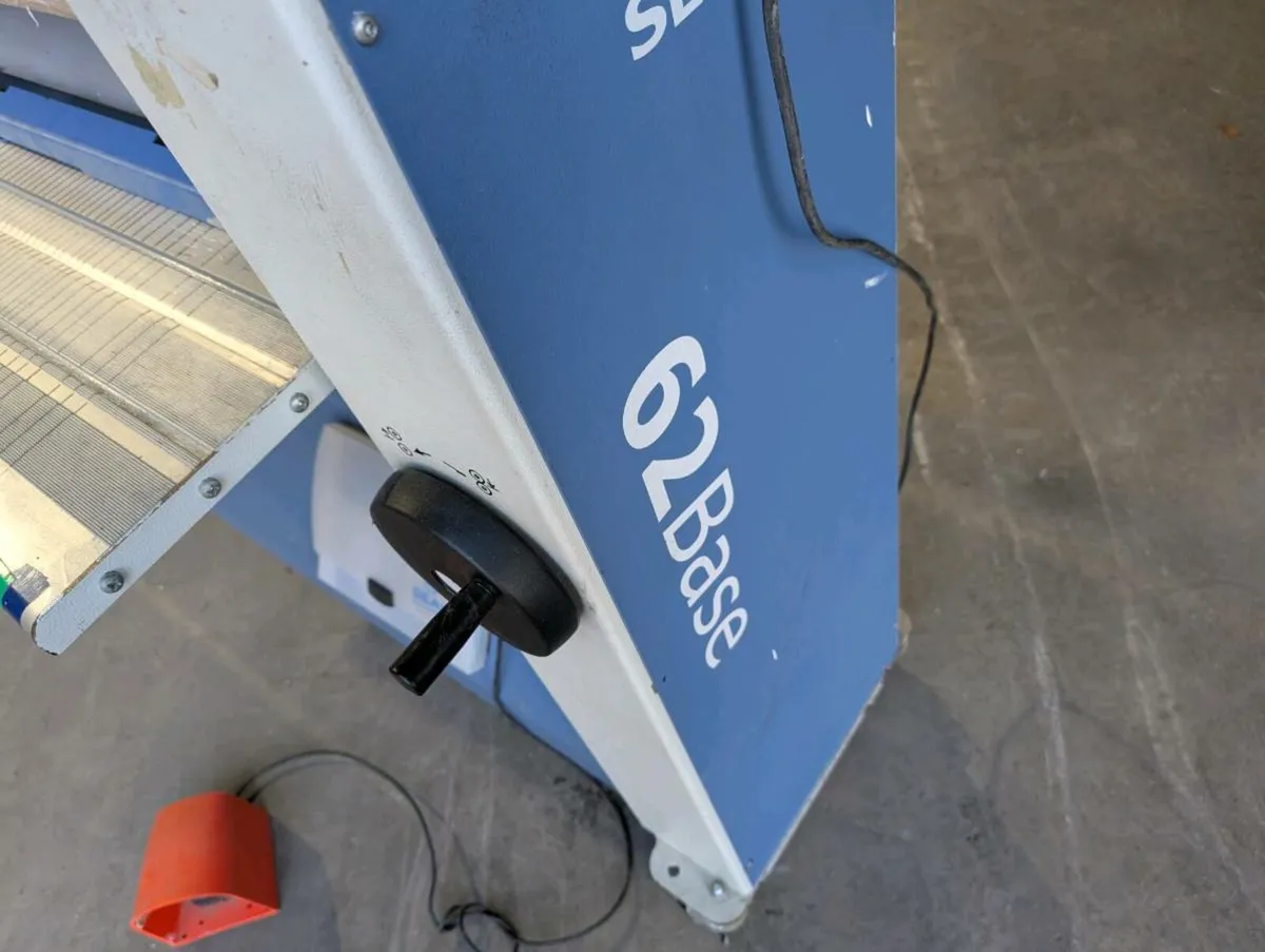 Seal 62 base wide format laminator Printer Sign - Image 2