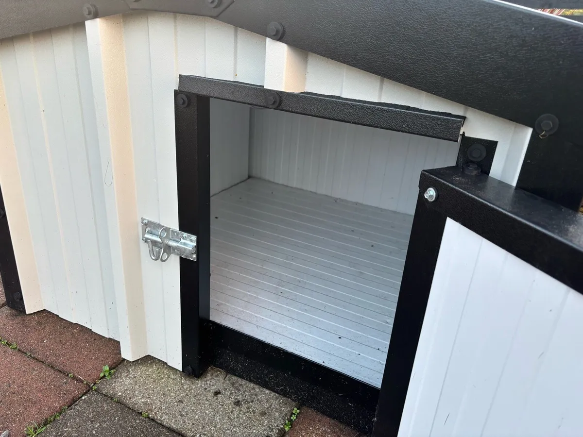 Unused Dog Kennel - Image 2