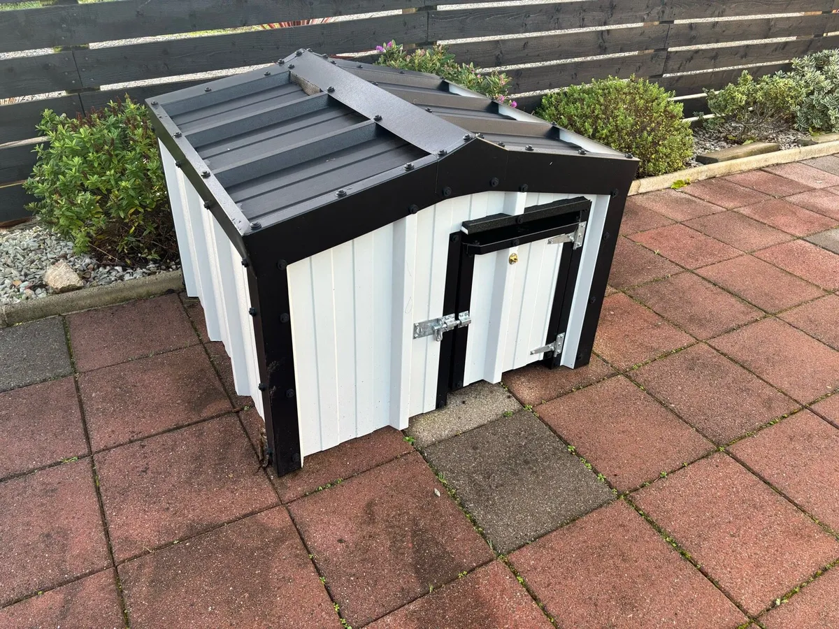 Unused Dog Kennel - Image 3