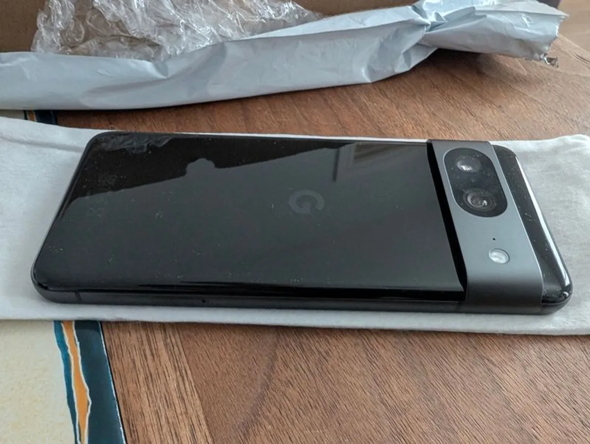 Google pixel 8 128gb - Image 3