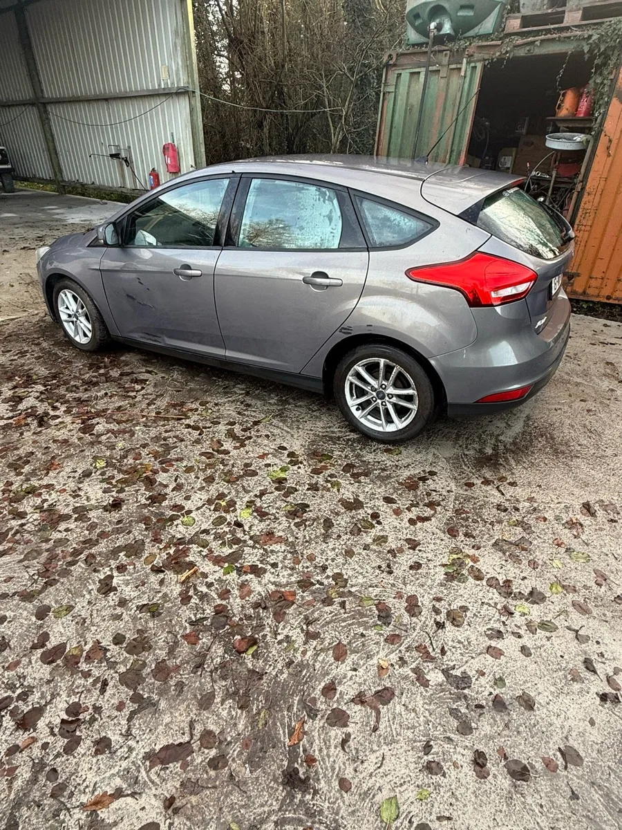 Ford focus - Image 2