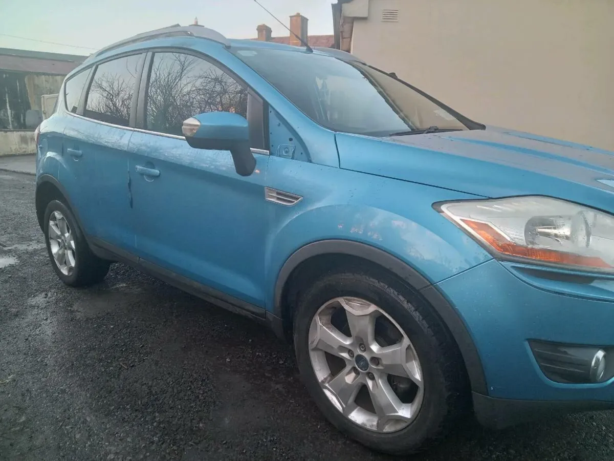 Ford Kuga - Image 4